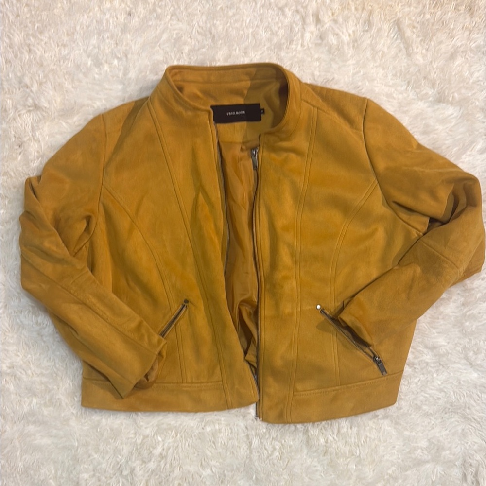 Vero Moda Mustard Suede Jacket Chic and Versatile